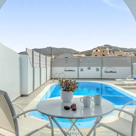 Santorini Blue Senses * Mesariá