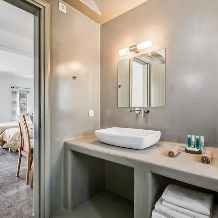 Santorini Blue Senses 메사리아