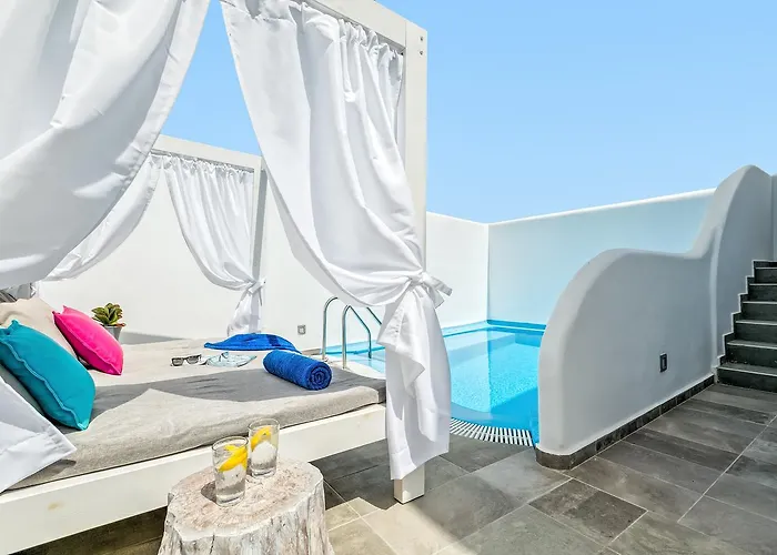 Santorini Blue Senses * Mesariá