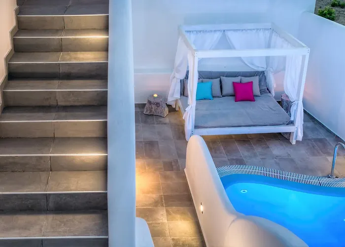 Santorini Blue Senses * Mesariá