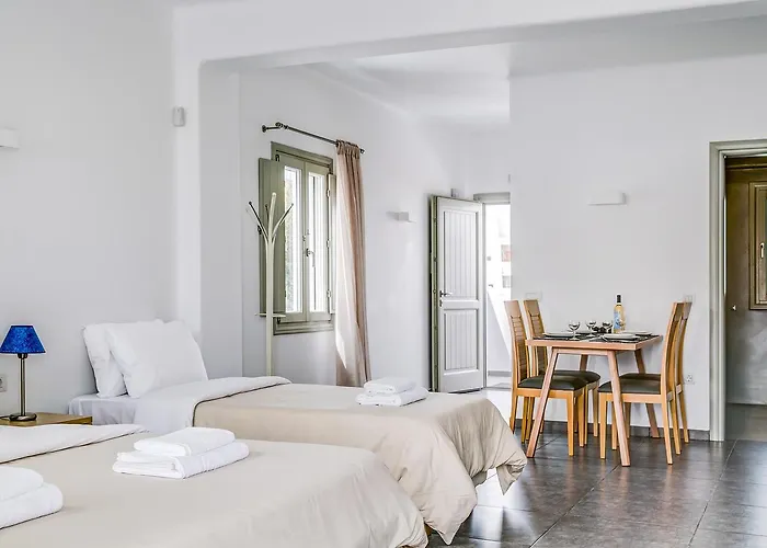 Santorini Blue Senses Mesaria