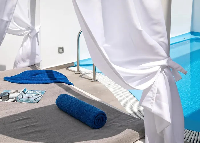 Villa Santorini Blue Senses